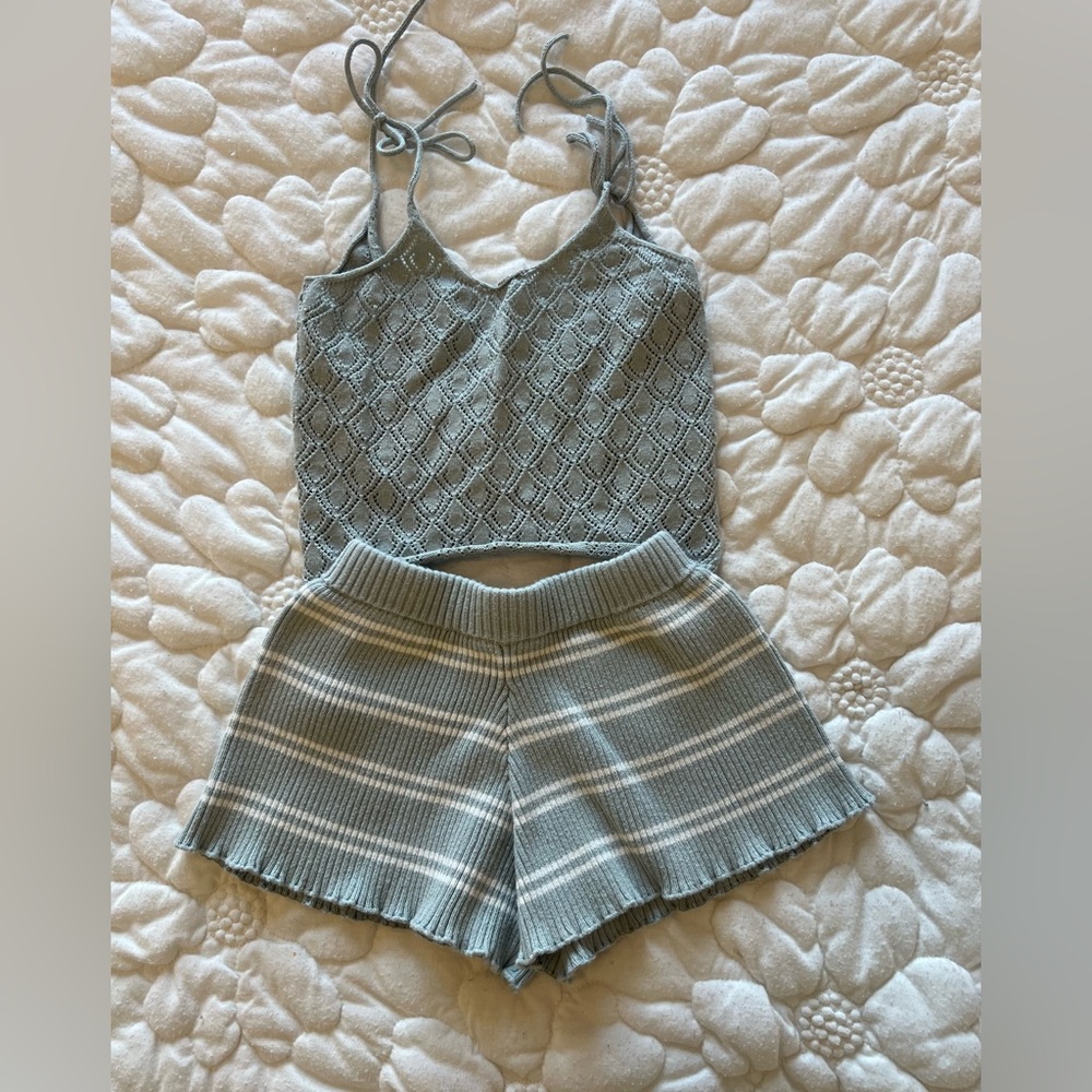 Raised by Water 2T set